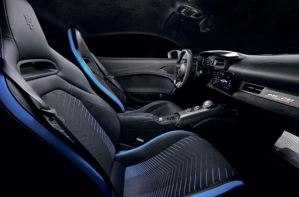 Maserati показала новый суперкар