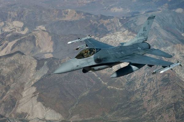«Боевой сокол» F-16: насколько хорош, если не смотреть на цифры?
