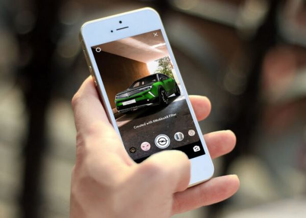 Opel выпустил виртуальный Mokka для фотографий и видео в соцсетях