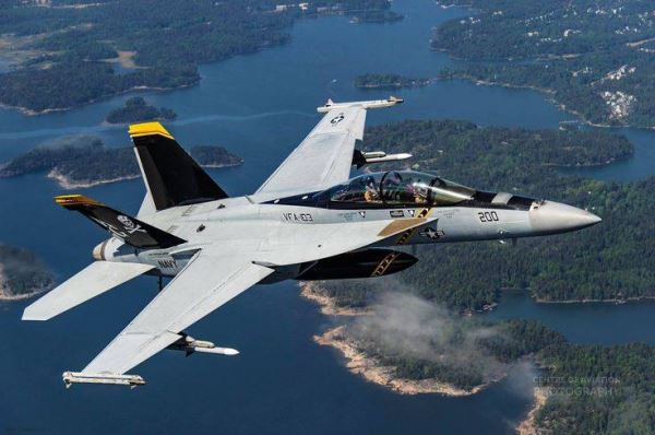 Морской удар: F/A-18 по-прежнему крут и актуален?