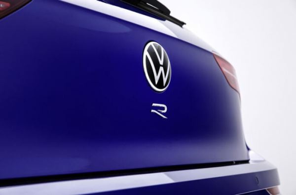 Новый Volkswagen Golf R станет самым мощным в истории модели
