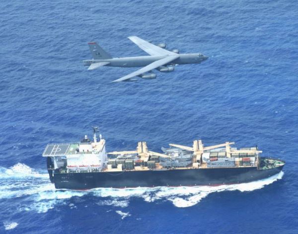 Американские бомбардировщики против кораблей ВМС НОАК и ВМФ России